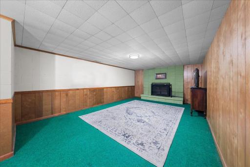 822 Dellwood Street S, Cambridge, MN 55008