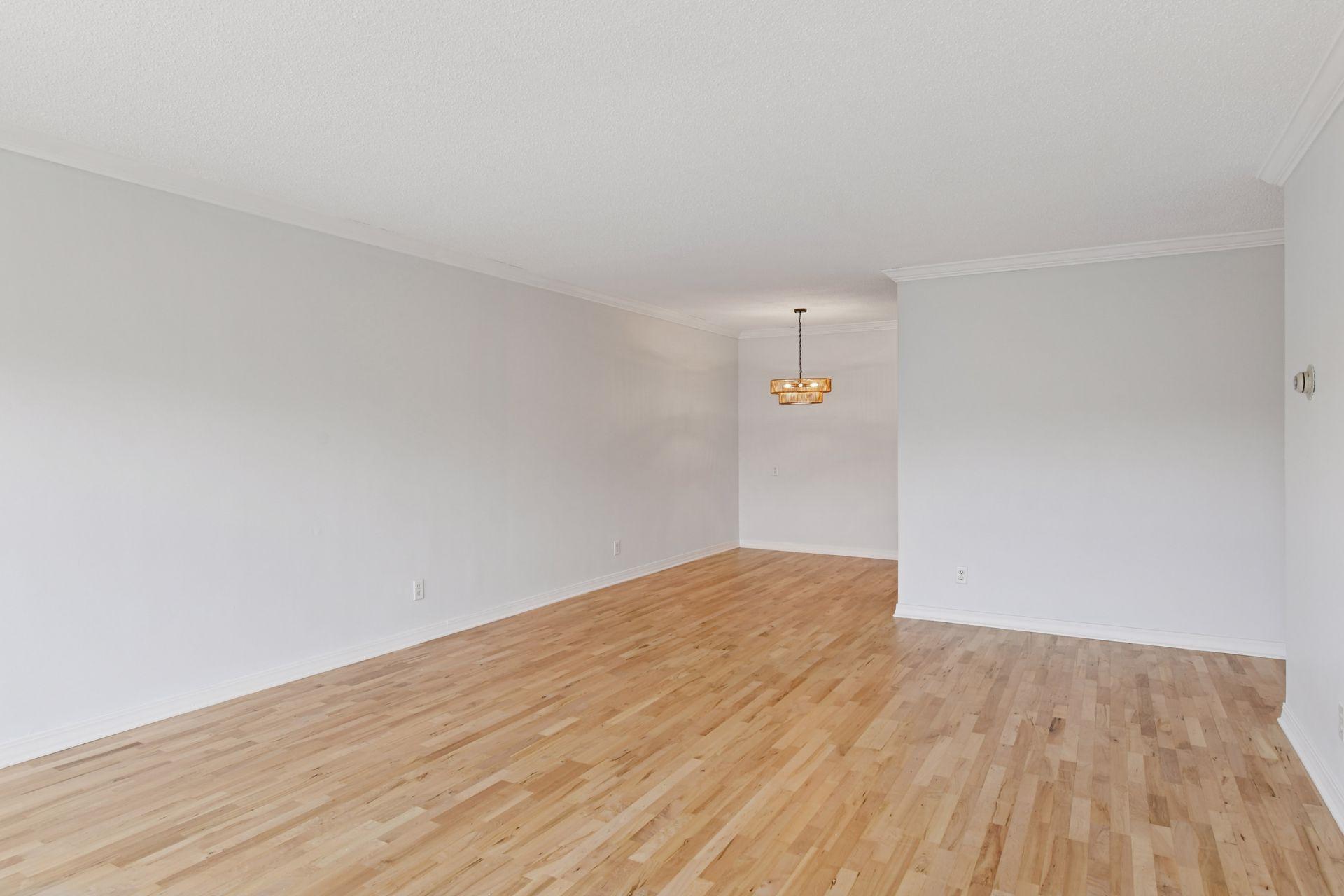 821 Douglas Avenue 304 - Spacecrafting - 0009.jpg
