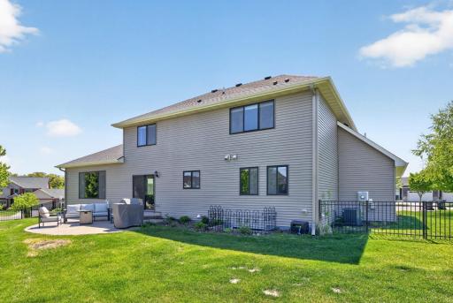 1721 Echo Ridge Street SW, Rochester, MN 55902