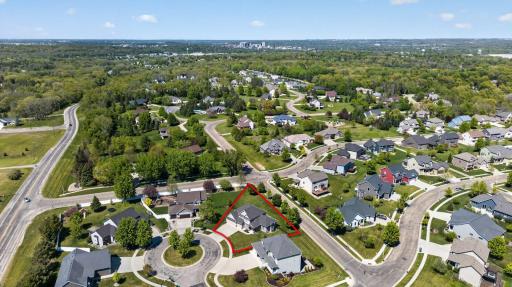1721 Echo Ridge Street SW, Rochester, MN 55902