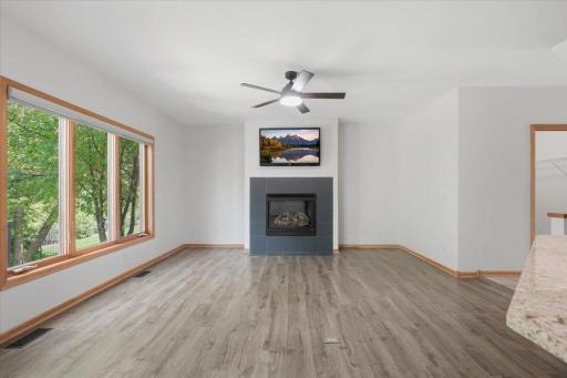 13 Cliff Ridge Court, Hudson, WI 54016