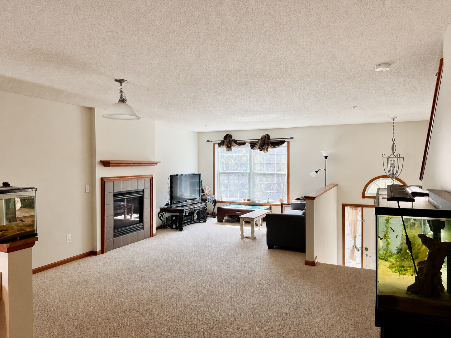 CE08FD3C-05F8-46AE-BED5-B65D93EFAA86.png