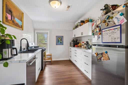 4300 Pleasant Avenue, Minneapolis, MN 55409