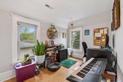 4300 Pleasant Avenue, Minneapolis, MN 55409