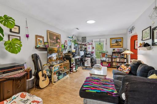 4300 Pleasant Avenue, Minneapolis, MN 55409