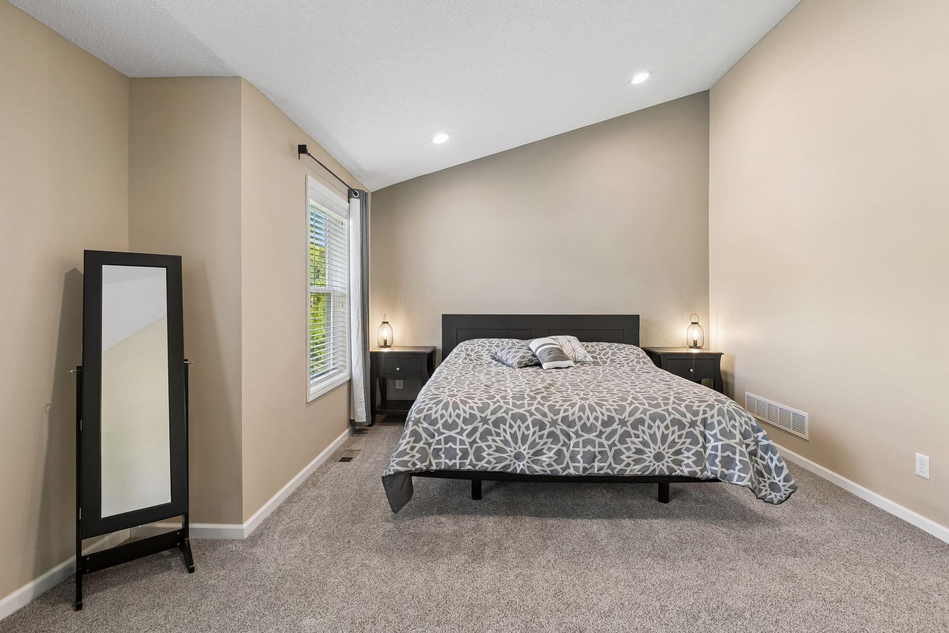 Masterbedroom.jpg