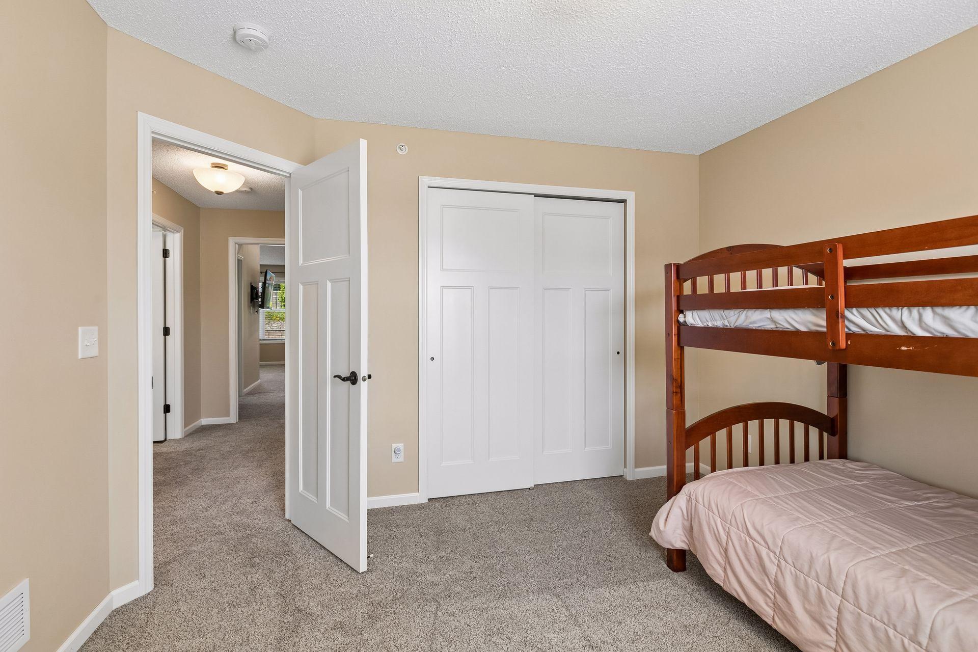 Bedroom #2 w:closet.jpg