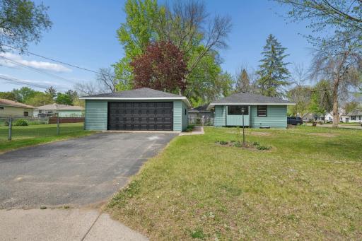 8774 Hale Avenue S, Cottage Grove, MN 55016