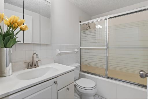 14302 Fairway Drive, Eden Prairie, MN 55344