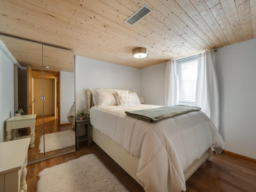 025-031-Bedroom-1024x768.jpg