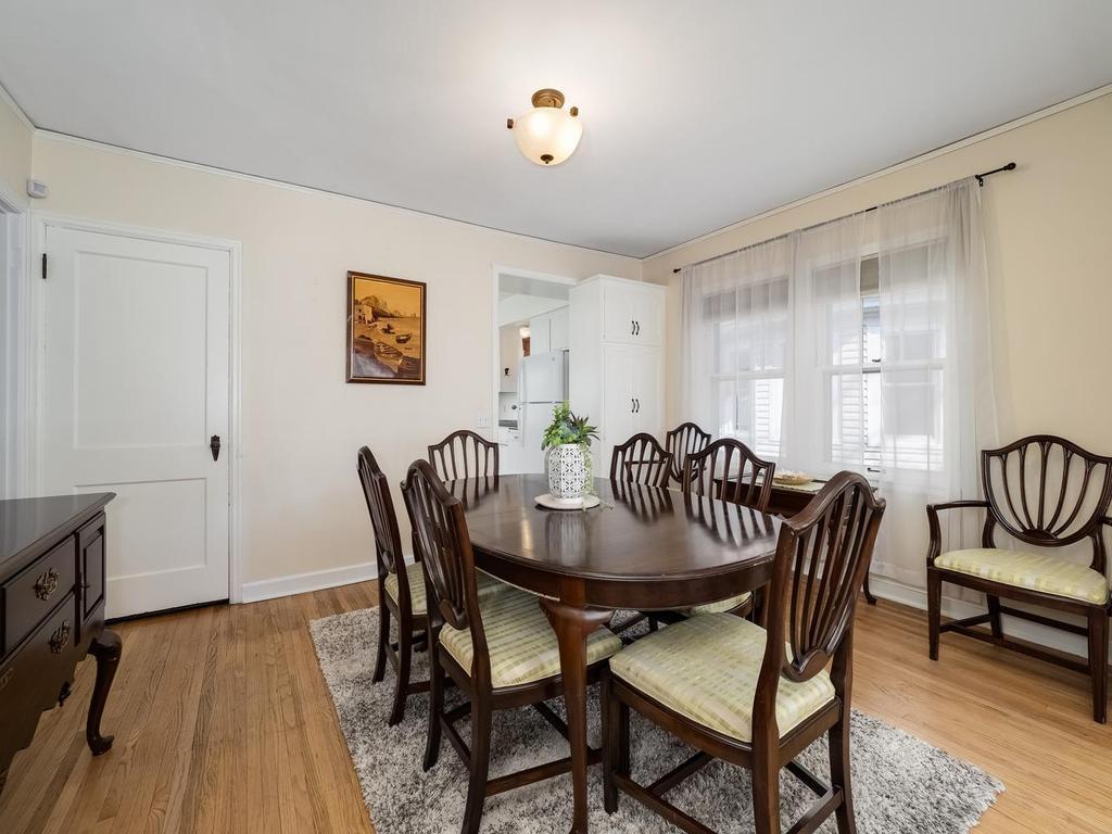 015-022-Dining Room-1024x768.jpg
