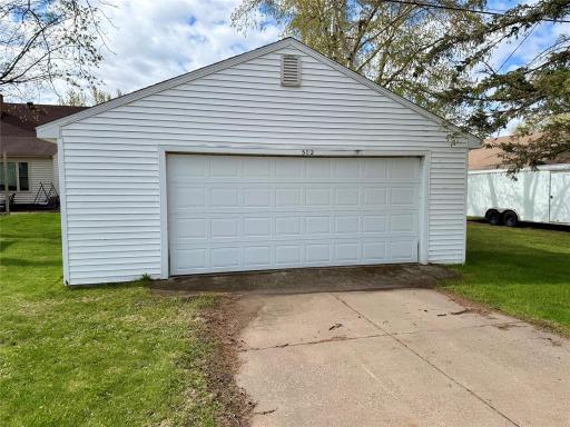 502 Mansfield Street, Chippewa Falls, WI 54729