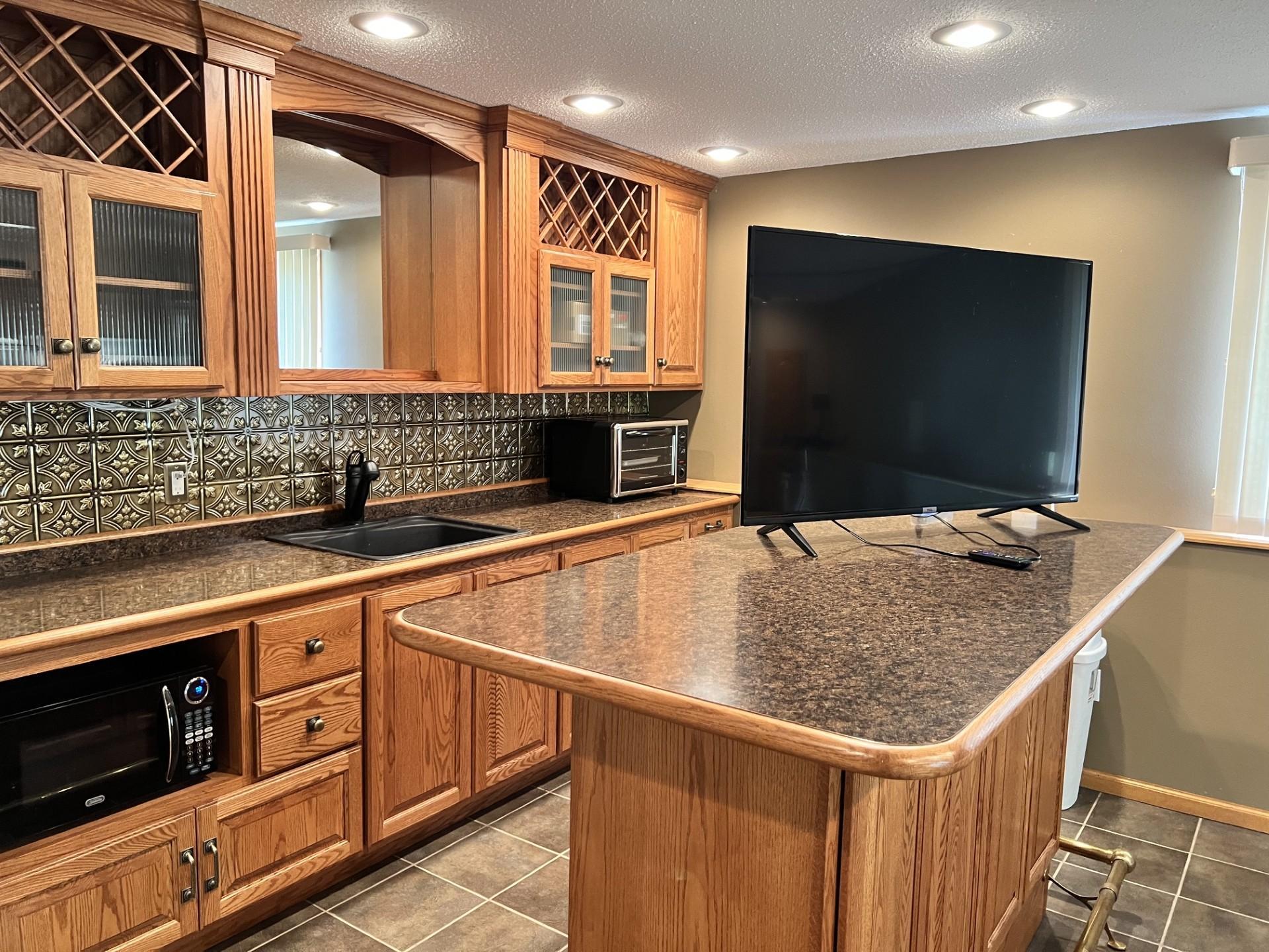 Wet bar