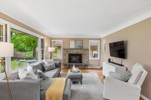 9509 Briar Circle, Bloomington, MN 55437