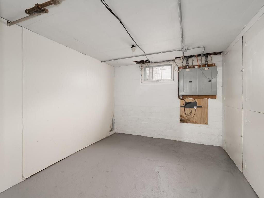 017-021-Basement-1024x768.jpg