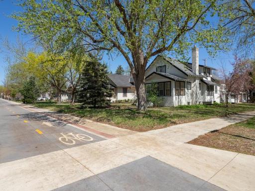 4353 Bryant Avenue S, Minneapolis, MN 55409
