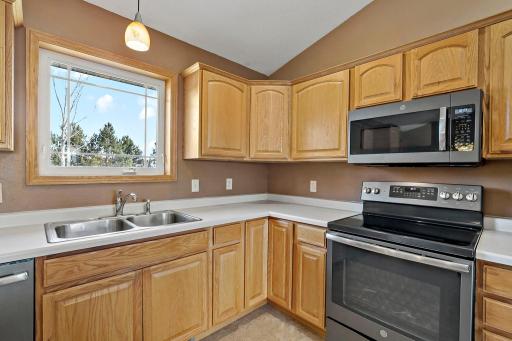 3807 Valley View Drive NE, Bemidji, MN 56601
