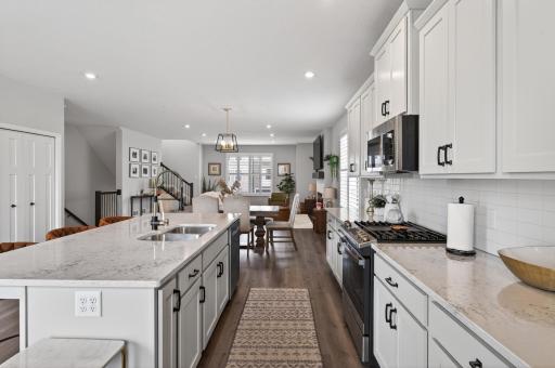 13524 Territorial Circle N, Maple Grove, MN 55369