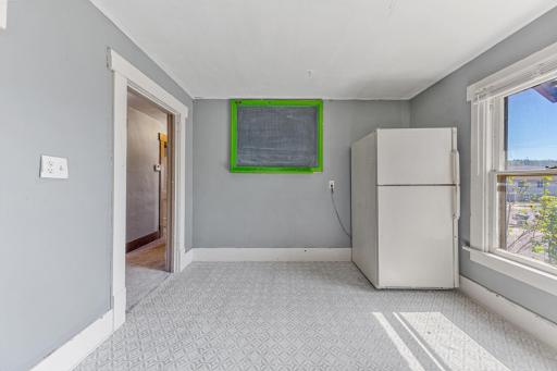 129 W Ruth Street, Mankato, MN 56001