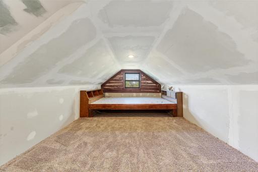 129 W Ruth Street, Mankato, MN 56001