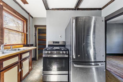129 W Ruth Street, Mankato, MN 56001