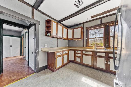 129 W Ruth Street, Mankato, MN 56001