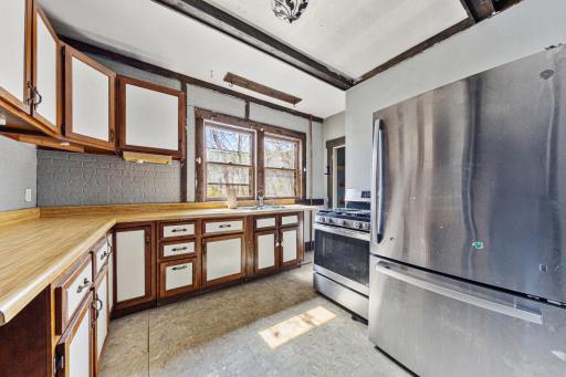 129 W Ruth Street, Mankato, MN 56001
