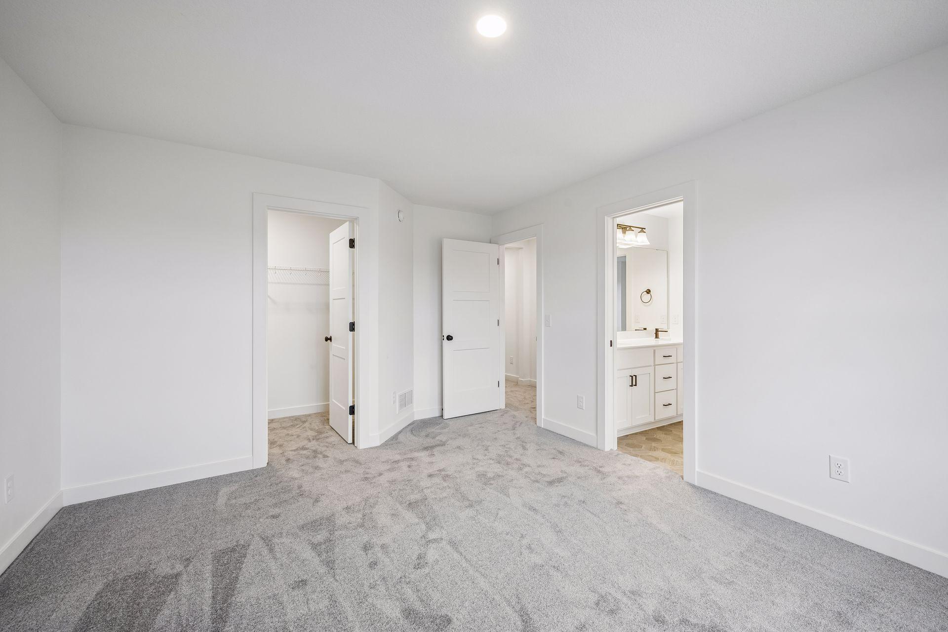 Upper level bedroom 2