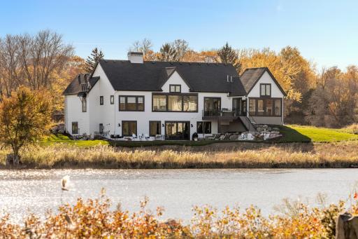 730 Lakeview Parkway, Mound, MN 55364