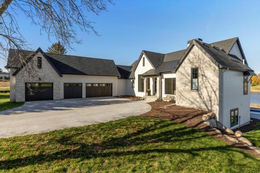 730 Lakeview Parkway, Mound, MN 55364