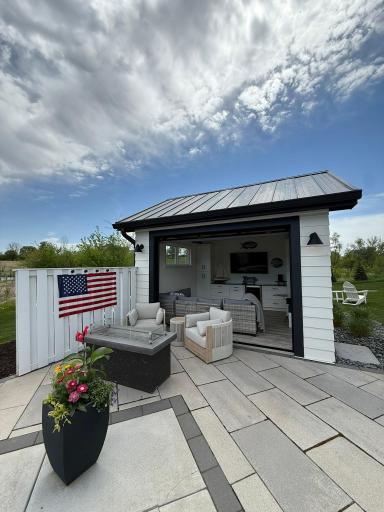 730 Lakeview Parkway, Mound, MN 55364