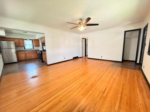 1696 Fremont Avenue, Saint Paul, MN 55106