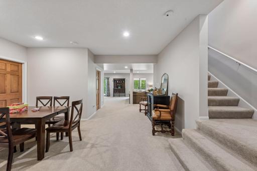 1800 Carriage Drive, Victoria, MN 55386