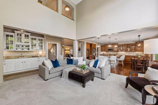 1800 Carriage Drive, Victoria, MN 55386
