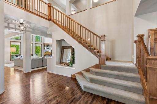 1800 Carriage Drive, Victoria, MN 55386