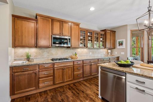 1800 Carriage Drive, Victoria, MN 55386
