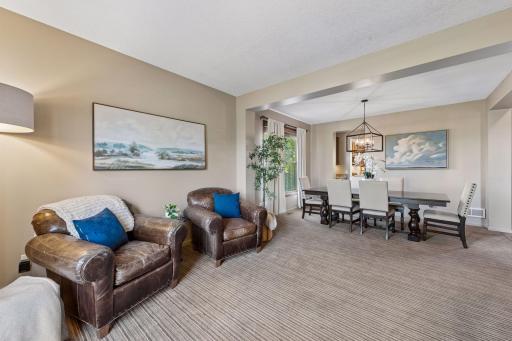 1800 Carriage Drive, Victoria, MN 55386