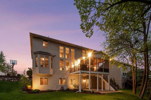 1800 Carriage Drive, Victoria, MN 55386