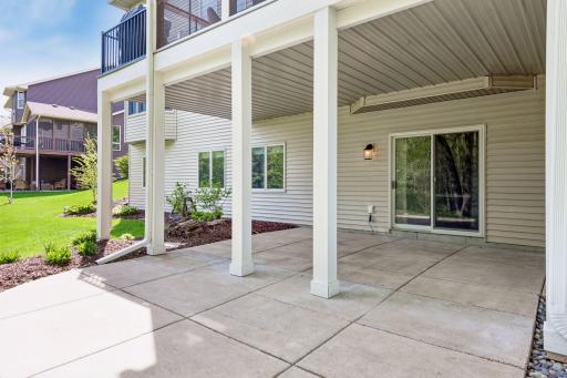 1800 Carriage Drive, Victoria, MN 55386