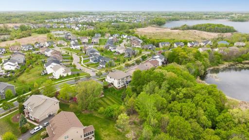 1800 Carriage Drive, Victoria, MN 55386