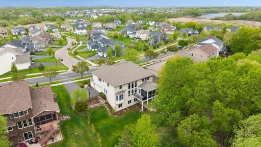 1800 Carriage Drive, Victoria, MN 55386