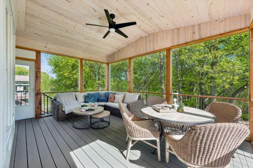 1800 Carriage Drive, Victoria, MN 55386