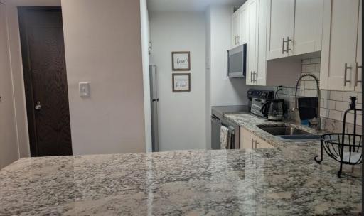 15 S 1st Street, A306, Minneapolis, MN 55401