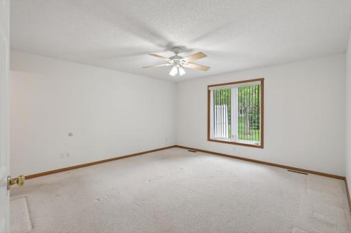 6437 Brook Lane, Savage, MN 55378