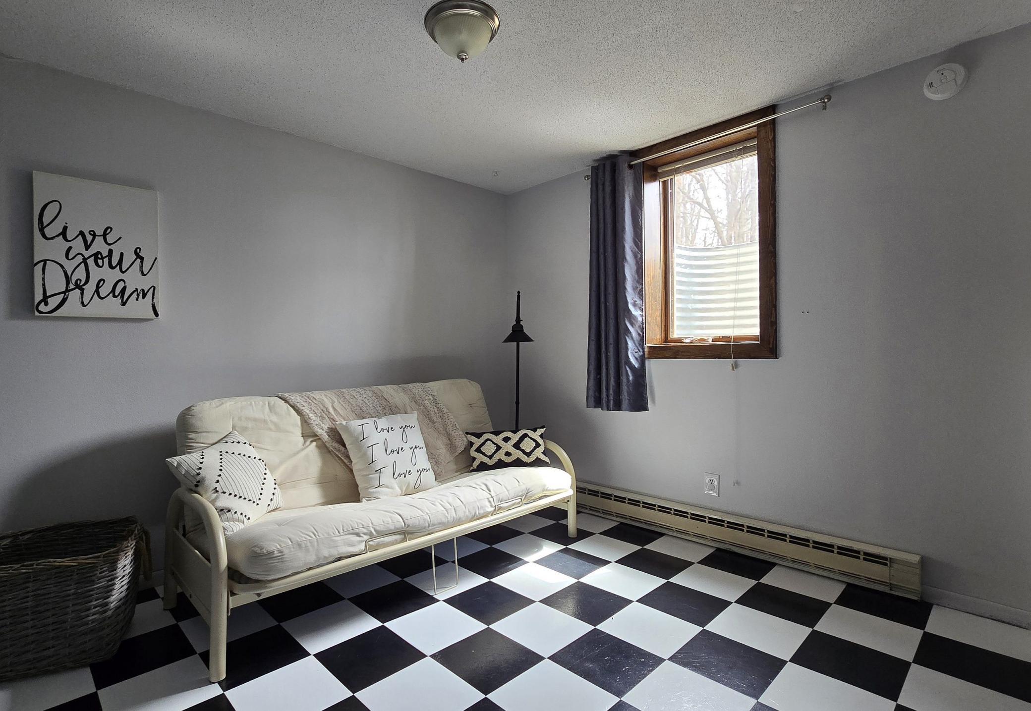 lowerbed1.1.jpg