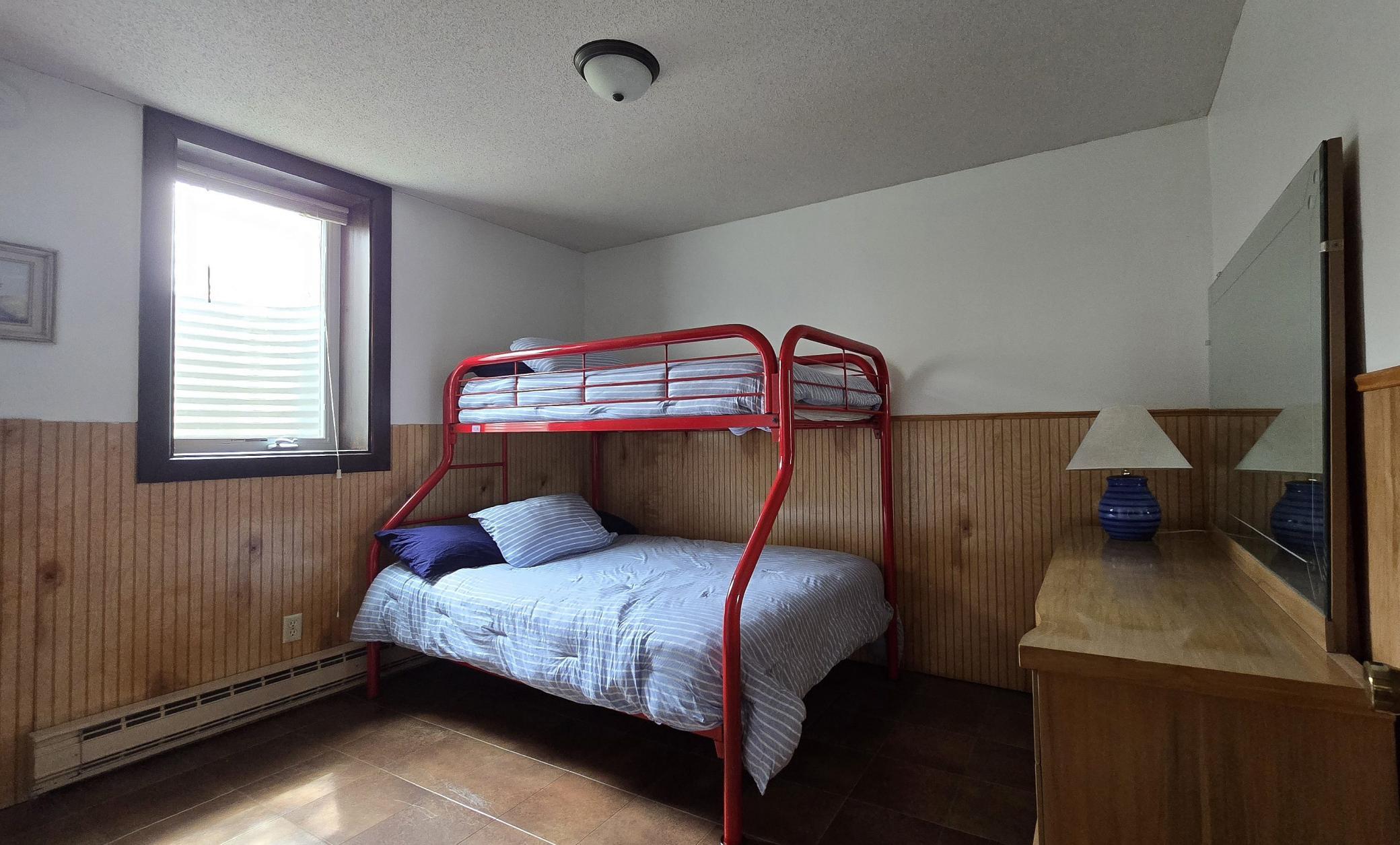 lowerbed2.1.jpg