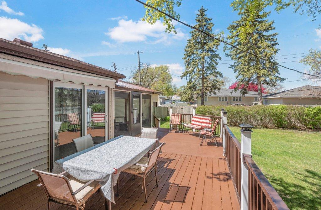 Huge Maintenance Free Deck with Shade Awning