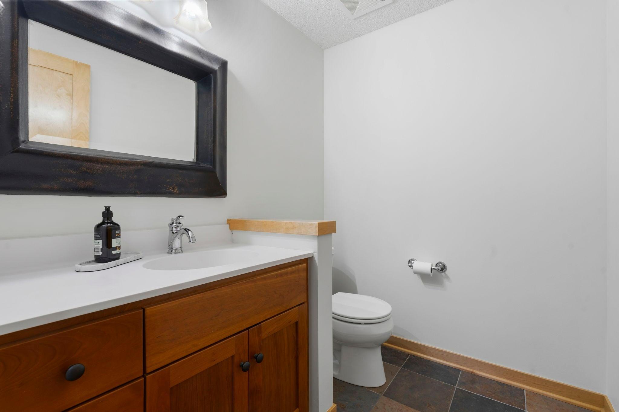 113-web-or-mls-896 Highlander Trail -707.jpg