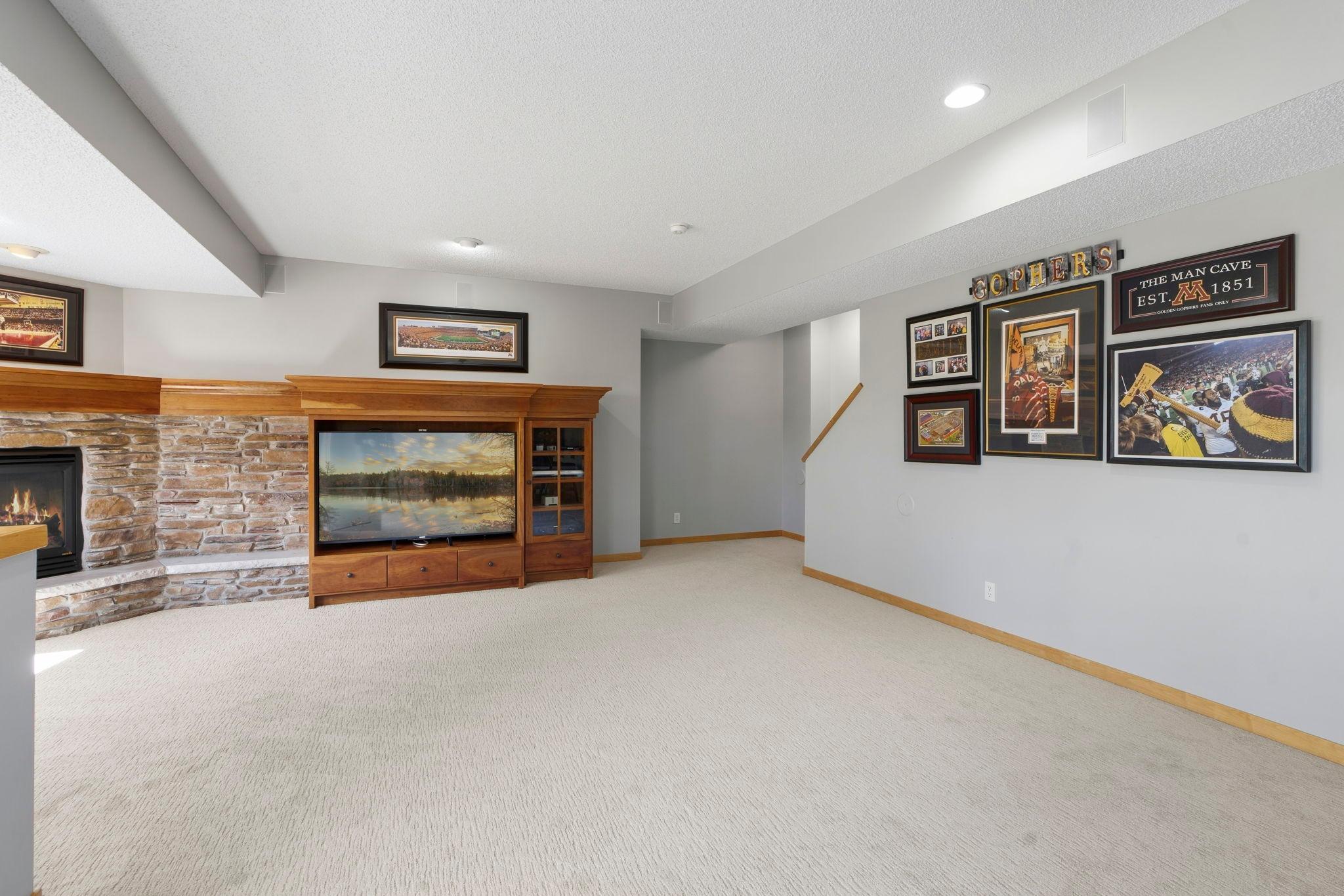 102-web-or-mls-896 Highlander Trail -677.jpg