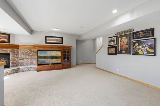 102-web-or-mls-896 Highlander Trail -677.jpg